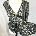 Lovestitch long bell sleeve gray and ivory floral tie front top size small Photo 0