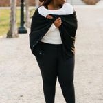 Zyia Black Classic Infinity Scarf Convertible Wrap Shawl Shrug Cowl Gaiter New Photo 10