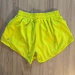 Lululemon Hotty Hot Short II Long 4” – Lime Pop – Size 6 Photo 7