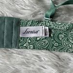 Leonisa  Women’s padded push up bra green & Ivory size 34 B Photo 8