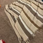 Kerisma  poncho Photo 2