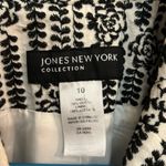Jones New York size 10 black and white embroidered jacket. Photo 5