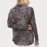 Evereve Michael Stars Blue  Marcy Camo Print Thermal Tunic Top Womens Medium Photo 1