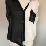 Buffalo White & Black Tie Top Photo 0