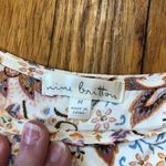 Nine Britton  NWT Women's Cream Brown Floral Short Sleeve Blouse Size M Photo 2