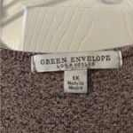 Great condition pink/black sweater. Size 1X. Pink Photo 2