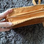 None Vintage hand tooled Mexican leather crossbody bag Photo 11