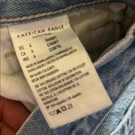American Eagle ‎ Outfitters Light Blue Cropped mom Jeans size 4 Photo 2