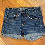 American Eagle  Super Stretch Midi Denim Cuffed Rolled Hem Jean Shorts Size 6 Photo 0