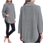 Ugg Realynn Sweater Pancho Size Small Kangaroo Pockets Gray Chunky Knit Cabin Photo 1