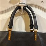 Kurt Geiger LONDON EMMA TOTE BLACK TEXTURED LEATHER HANDBAG GOLD TONED HARDWARE Photo 6