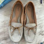 BORN Concept Carolann Tan & Beige Bow Loafer Size 11 Photo 1