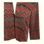 DN Design Size 8
PETITE Jacket Cropped
Chevron Zig Zag Red Black
Open Front Photo 3
