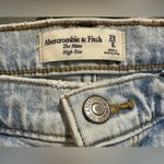 Abercrombie & Fitch  The Mom High Rise jeans size 8/29 light wash Photo 9