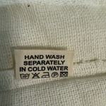 WOMEN CASUAL TOP IN CREAM, CREW NECK WITH V Photo 7