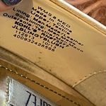 Jennifer Lopez  rhinestone heels peep toe shoes Photo 5