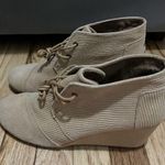 Toms  suede wedge boots size 10 Photo 1