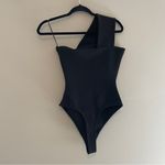 superdown  Rockie One Shoulder Bodysuit Black Size XS Photo 6
