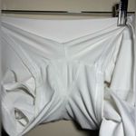 Fabletics Flounce Skirt size Medium White Photo 6