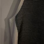 Carlisle  Black  white‎ silk cotton sleeveless top. Size large Photo 3