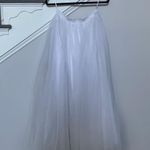 White Tulle Skirt Size Large Photo 2
