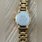 Seiko  Vintage Ladies Watch Black Dial Gold-Tone Bracelet, Case, Hands, Markers Photo 8