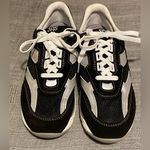 SAS “tour mesh lace up sneaker”. Black suede & silver. Size 7. Comfort Silver Photo 4