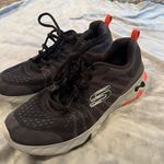 Skechers Sneakers Photo 1