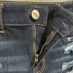 American Eagle 360super stretch hi-rise shortie distressed size 4 Photo 1