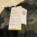 Old Navy NWT  Active Women’s Green Camouflage Tank Top Size Medium Photo 7
