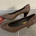 Jordache Brown vintage  leather kitten heel Photo 4