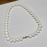Trifari Signed White Plastic Beads Necklace Gold Tone Clasp Photo 7