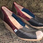 Toms  Vassar earth tone color block cork wedges Photo 2