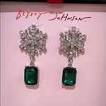 Betsey Johnson | Crystal Snowflake Earrings w/ Emerald Green Gem Photo 6