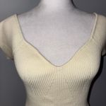 ASTR the Label Cream Ribbed Knit Top V Neck Short Sleeve Fitted Womens Small‎ Photo 1