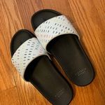 PINK - Victoria's Secret Slides Photo 0