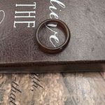 Vintage Brown Agate Carved Ring Band • Size 7 • Earthy Boho Gemstone Photo 4