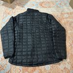 The North Face Women’s Thermoball Eco Jacket TNF black NF0A3Y3Q size Medium NWOT Photo 2