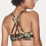 Lululemon  Size 4 Energy Bra Fluorolace Multi Medium Support Stretch B / C Cup Photo 1