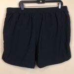 Under Armour HeatGear Women's Fitted Black Lined Athletic Gym Workout Shorts Photo 5