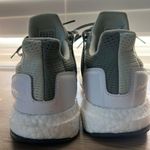 Adidas Ultraboosts Photo 3