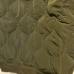 Boutique Chic Jungle‎ Green drawstring hooded puffer Quilted Vest Large Photo 11