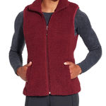 Calia By Carrie Underwood Sherpa Crimson Vest With Pockets Size Large Photo 0