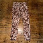 Fabletics  leopard print sporty Athleisure leggings Photo 2