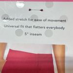 Isaac Mizrahi Red Scalloped Tailored Flat Front Slimming Short NWT  NY Size 4 Photo 5