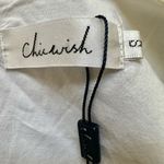 Chicwish Savvy cream crossover cropped sleeveless top Photo 5