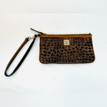 Dooney & Bourke Brown Croc Embossed Leather Large Slim Wristlet Clutch READ Photo 1