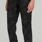 Lululemon  Ready to Rulu Jogger Pant Crop Heritage 365 Camo Deep Coal Size 4 Photo 0