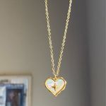 Handmade gold tone stainless steel heart sparkle white shell necklace🐚⭐️🌀 Photo 3