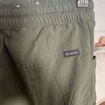 Columbia  Men's Olive Cargo Pants Photo 6